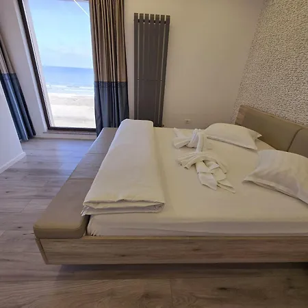 Sea View Infinity Family